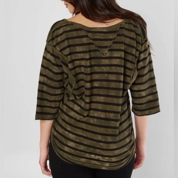 We the Free Head in the Clouds Stripe V Neck Tee Size Small - Picture 4 of 14